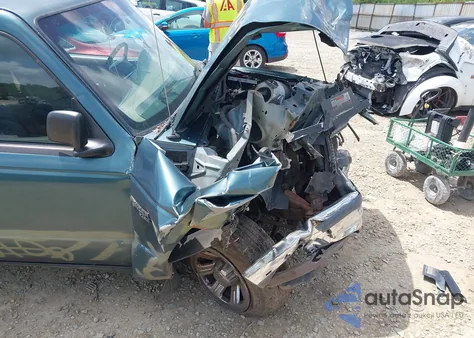 1997 Ford Ranger Splash/Xl/Xlt из США, поврежденный, VIN 1FTCR10A4VPA84517